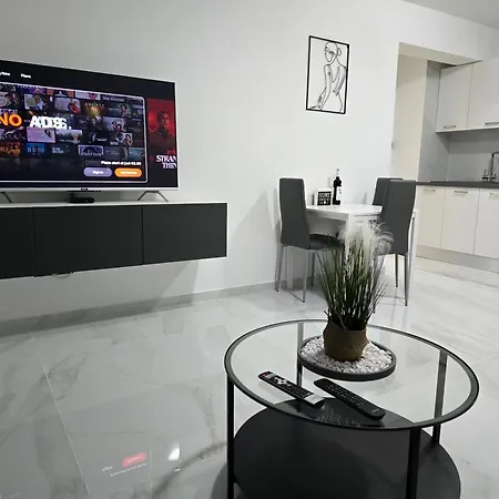 Apartmán Evandrea Pelapais - Stylish In Kato