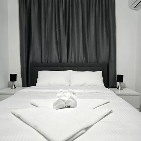 Evandrea Pelapais - Stylish In Kato Apartmán Paphos