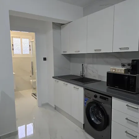 Evandrea Pelapais - Stylish In Kato Apartmán Paphos