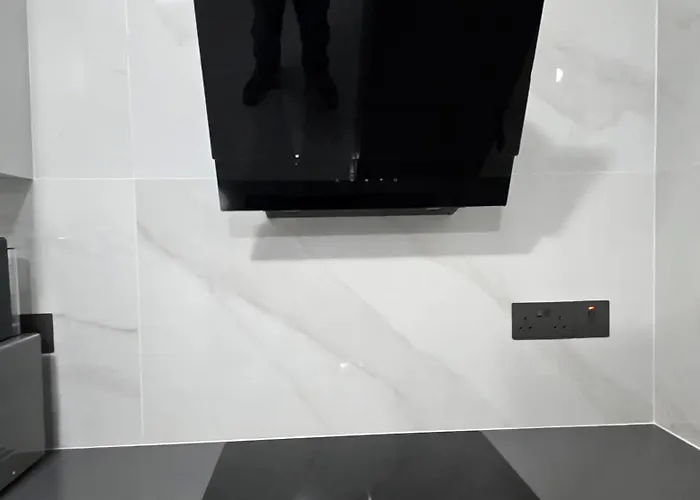 Evandrea Pelapais - Stylish In Kato * Paphos