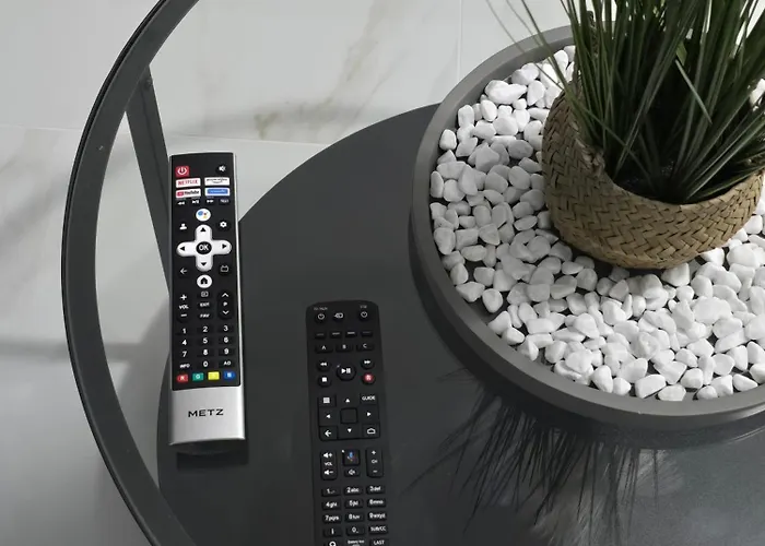 Evandrea Pelapais - Stylish In Kato アパート パ フォス