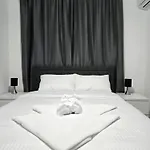 Evandrea Pelapais - Stylish In Kato Apartament Paphos