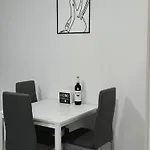Apartament Evandrea Pelapais - Stylish In Kato